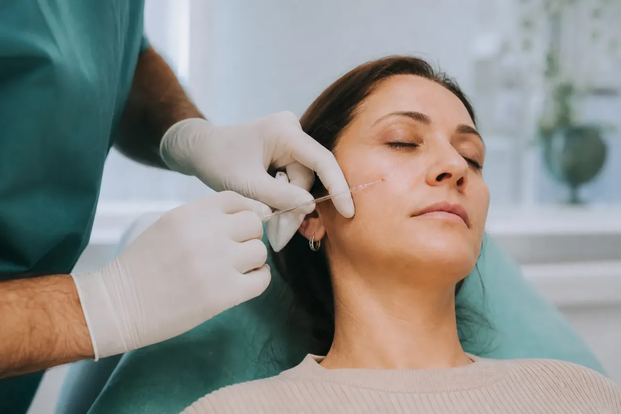 Trattamento presso Illumina Medica: Volumi e armonia del viso